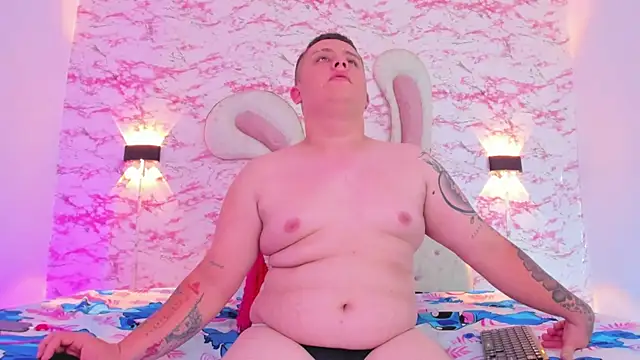 Snapshot of IM_SINAY chatting on September 2025 07:09:02 PM IM SINAY online show from September 2025 07:09:02 PM