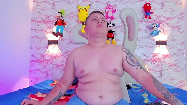 Snapshot of IM_SINAY chatting on October 2025 08:53:01 PM IM SINAY online show from October 2025 08:53:01 PM