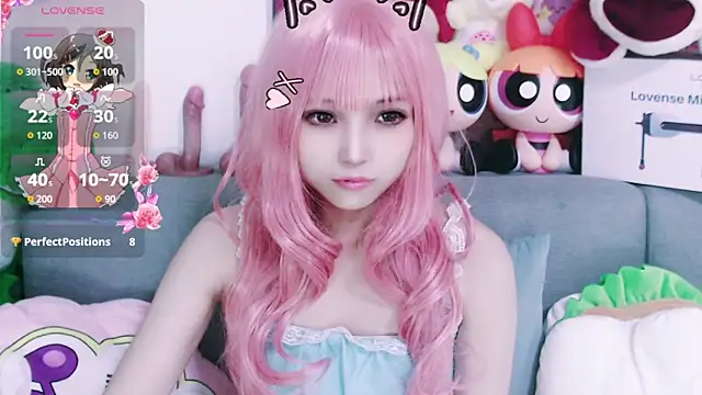 chenenna7 online show from December 2025 12:19:02 PM