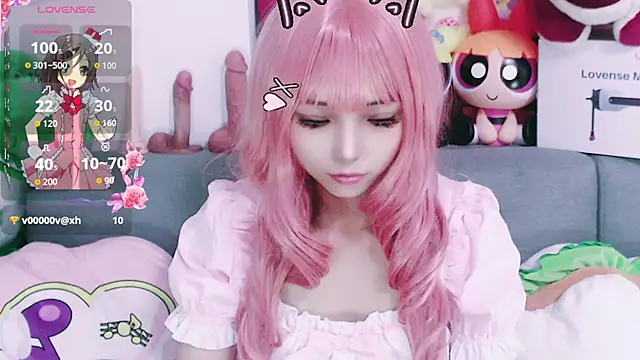 chenenna7 online show from December 2025 02:17:01 PM