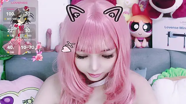 chenenna7 online show from December 2025 02:32:01 PM