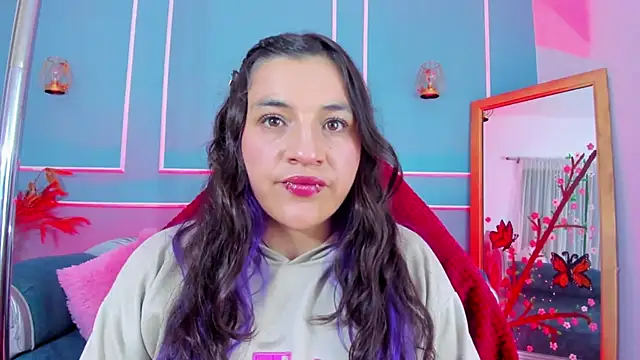 TaraTaylorr online show from February 2026 09:14:02 PM