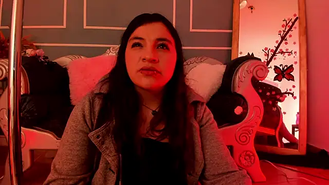 TaraTaylorr online show from April 2026 03:19:01 AM