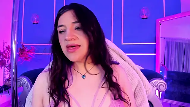 TaraTaylorr online show from December 2025 03:11:02 AM