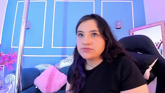 TaraTaylorr online show from March 2026 02:12:02 AM