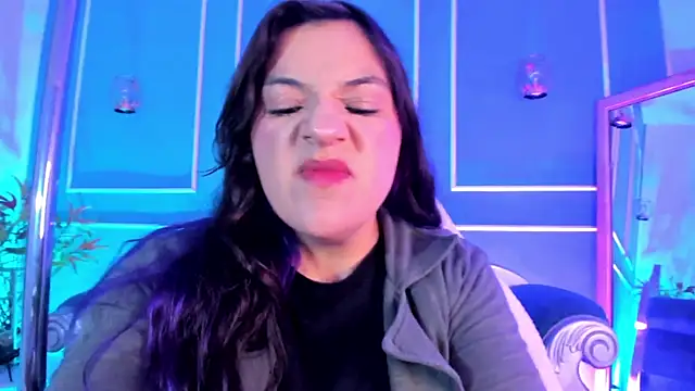 TaraTaylorr online show from November 2025 02:23:02 AM