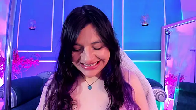 TaraTaylorr online show from December 2025 03:16:01 AM