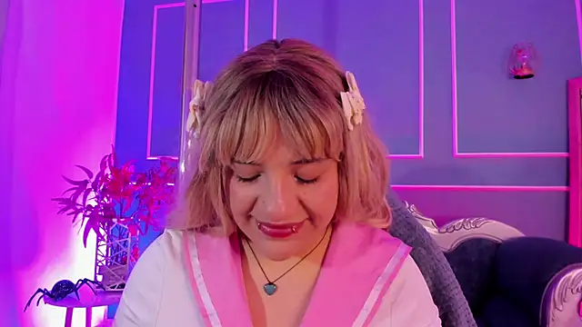 TaraTaylorr online show from February 2026 03:37:01 AM