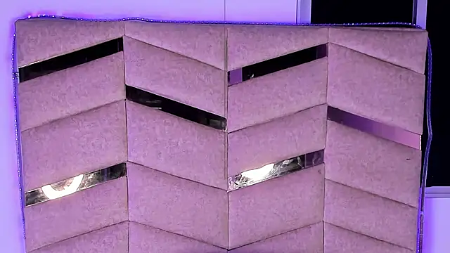 MadissonLee   online show from November 2025 12:17:01 PM