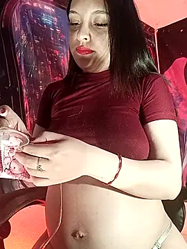 MiaStarts online show from December 2025 10:09:01 AM