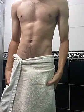 18 ALExxx online show from May 2026 02:37:01 AM