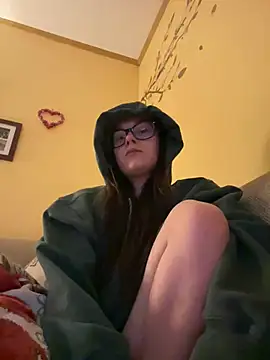 Evalynfox online show from March 2025 05:52:02 AM