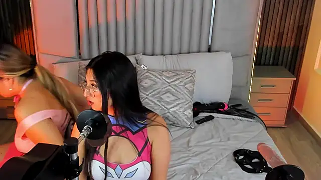 Gabrielakassi online show from January 2026 12:06:02 AM