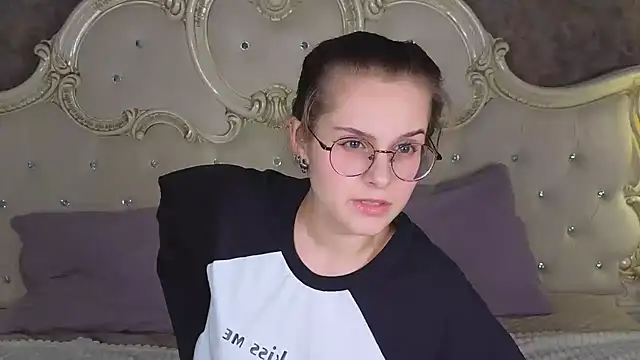 RileyMimicho online show from October 2025 08:54:02 PM