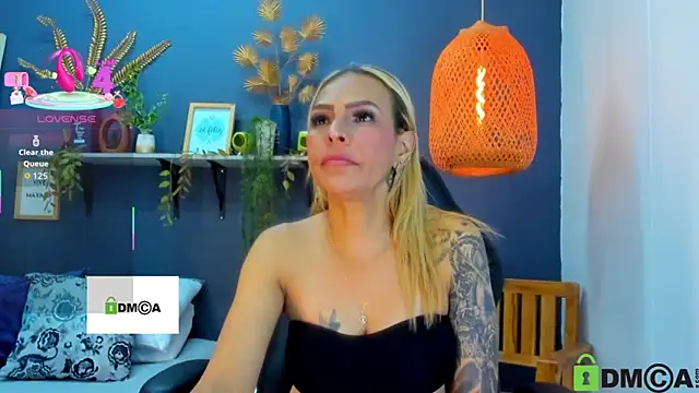 yessila parker online show from November 2025 02:26:01 AM