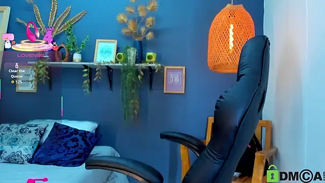 yessila parker online show from November 2025 02:36:02 AM