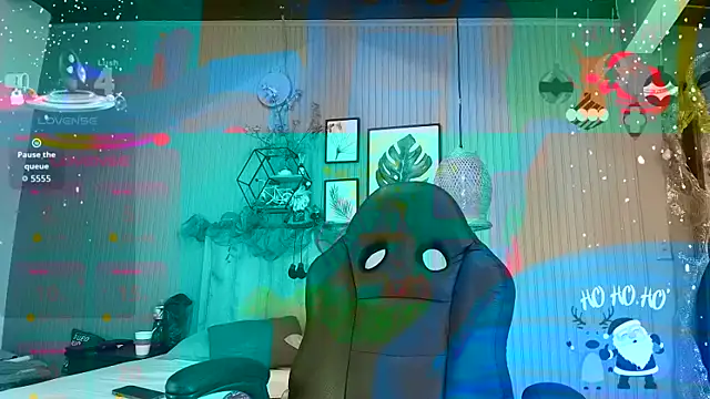 yessila parker online show from December 2025 05:04:02 PM