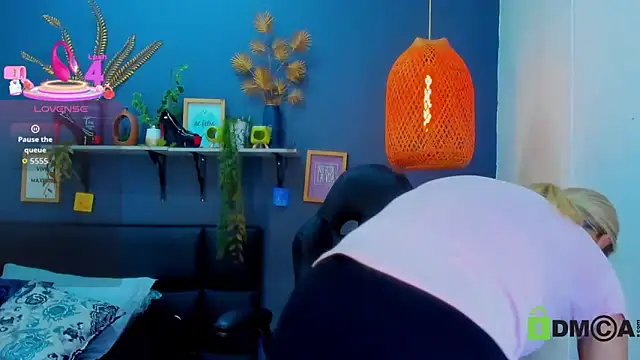 yessila parker online show from March 2026 09:28:02 AM