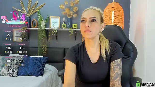 yessila parker online show from January 2026 10:41:02 AM