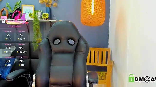 yessila parker online show from March 2026 09:22:02 AM