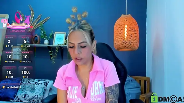 yessila parker online show from November 2025 02:37:02 AM