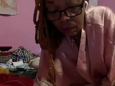 Ladyzee25 online show from February 2026 07:30:01 AM