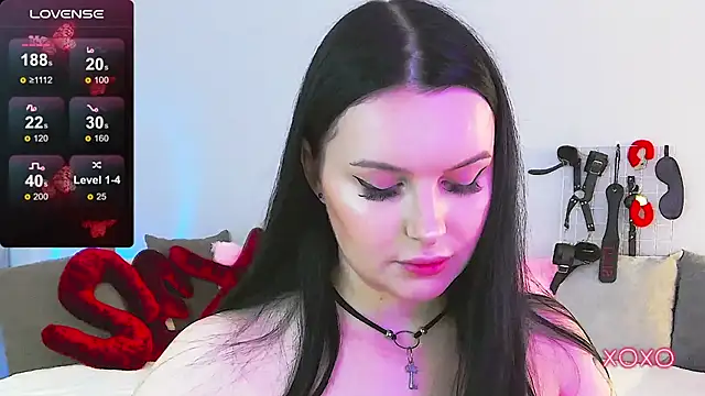 Miss Vic online show from May 2026 04:07:02 PM