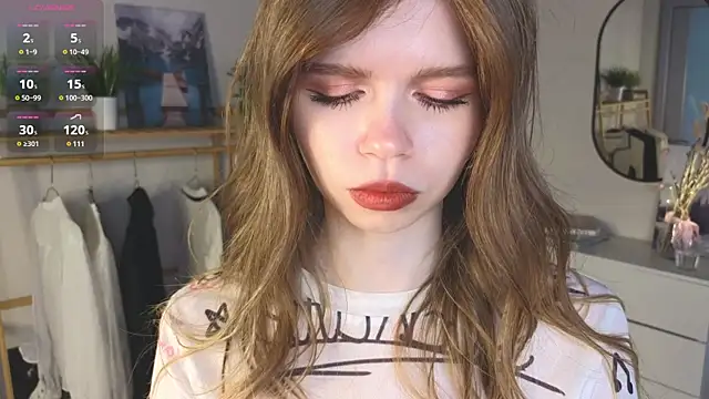 Snapshot of AmityDilley chatting on March 2025 04:01:01 AM AmityDilley online show from March 2025 04:01:01 AM