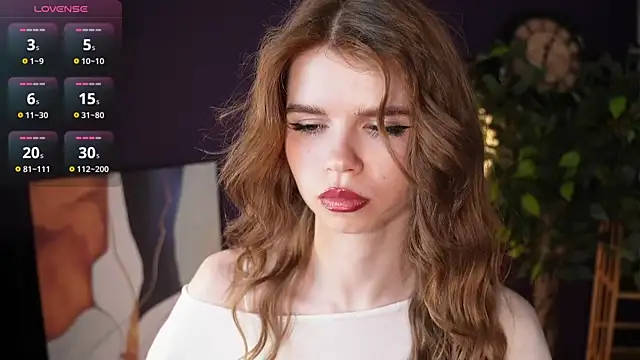 Snapshot of AmityDilley chatting on October 2025 03:51:02 AM AmityDilley online show from October 2025 03:51:02 AM