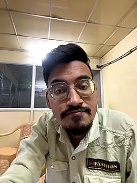 hypersexdriveboi online show from December 2025 03:28:04 PM