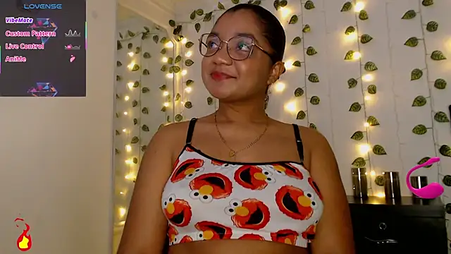 Snapshot of victtoria_cane63 chatting on May 2026 10:29:02 PM victtoria cane63 online show from May 2026 10:29:02 PM
