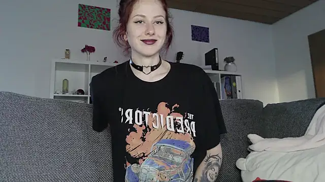 SweetSeraphine online show from September 2025 04:35:01 PM