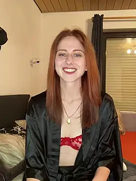 SweetSeraphine online show from March 2025 05:08:02 PM