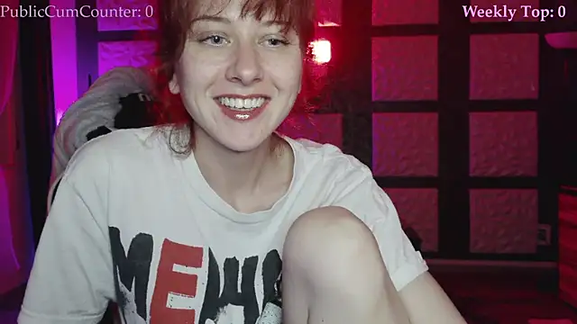 SweetSeraphine online show from March 2026 07:04:02 PM