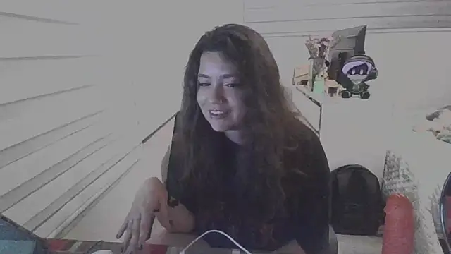 Snapshot of Piolapk chatting on November 2025 02:05:02 AM Piolapk online show from November 2025 02:05:02 AM