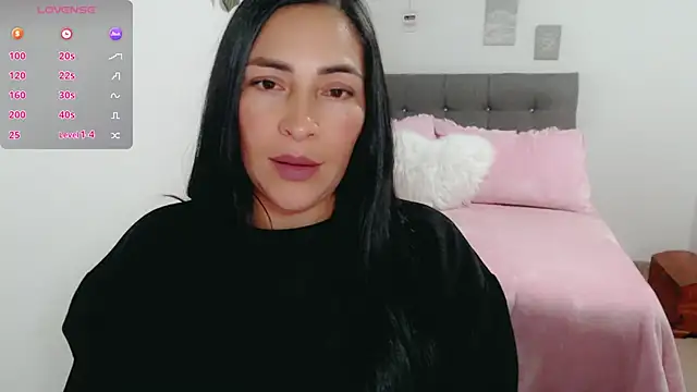 luna lgomez  online show from March 2026 01:34:02 AM
