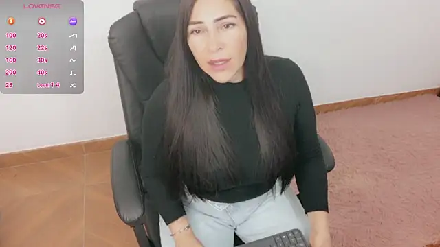 luna lgomez  online show from July 2026 10:16:01 AM