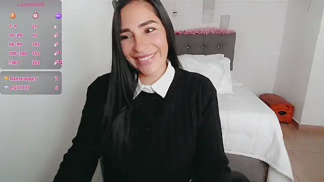 luna lgomez  online show from January 2026 05:27:02 PM