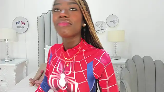 SamantaMarquez online show from October 2025 07:37:02 PM