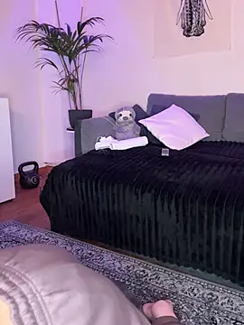 OCTAPUSSY2000 online show from February 2026 05:02:02 PM