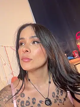 HotAlana  online show from April 2026 01:56:01 AM