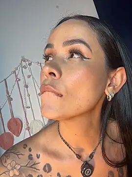 Snapshot of HotAlana_ chatting on May 2026 02:17:02 AM HotAlana online show from May 2026 02:17:02 AM