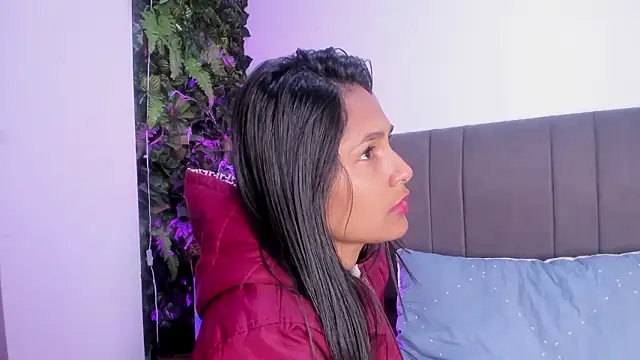 Fernanda liie  online show from March 2026 12:22:02 PM