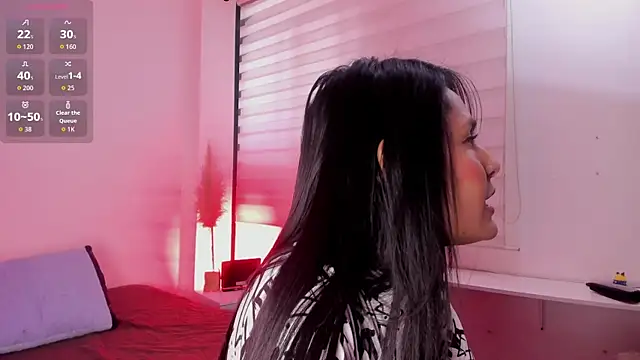 Fernanda liie  online show from April 2026 12:54:01 PM