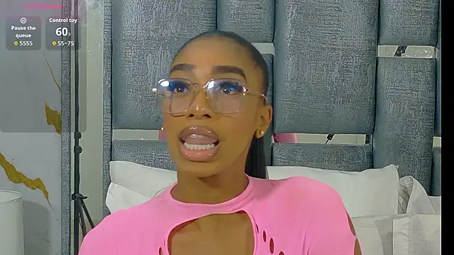 Angelesmith1 online show from February 2026 08:09:01 PM