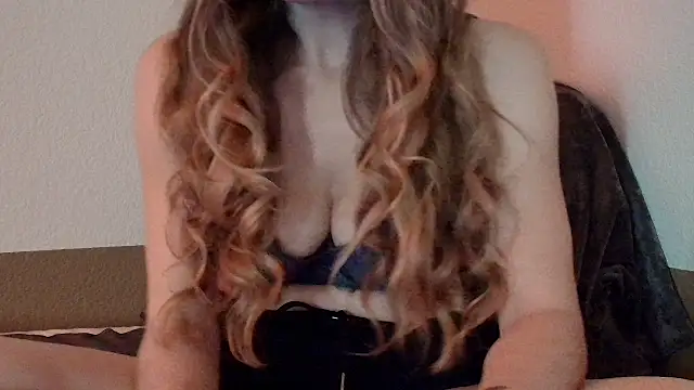 iamamandarose online show from October 2025 06:26:01 PM