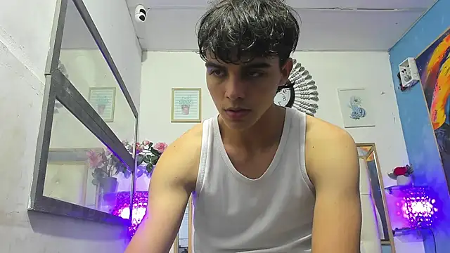 heiker  online show from March 2025 02:08:01 AM