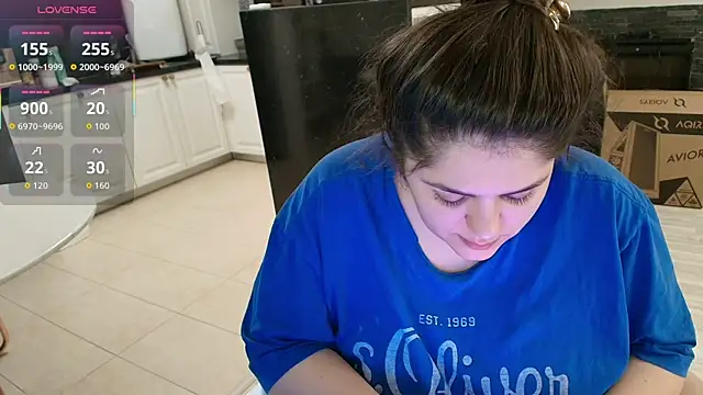 Layla- online show from February 2026 11:28:01 AM