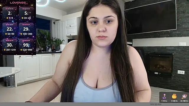 Snapshot of Layla- chatting on February 2025 07:38:02 PM Layla- online show from February 2025 07:38:02 PM