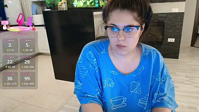 Layla- online show from April 2026 09:38:01 AM